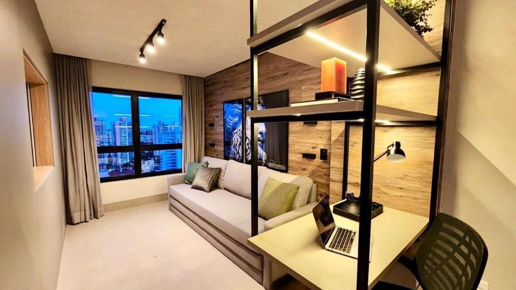 Loft de Luxo c/ Home Office ao lado Shopping CG.