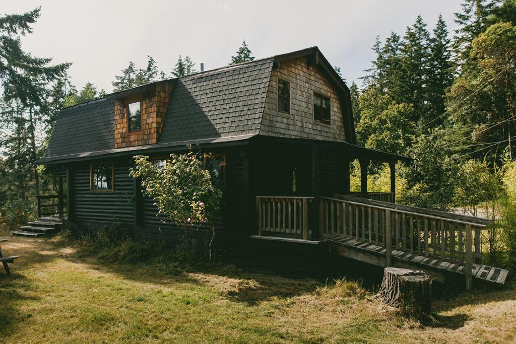 Bodega Ridge & Cove Cabins photo 1