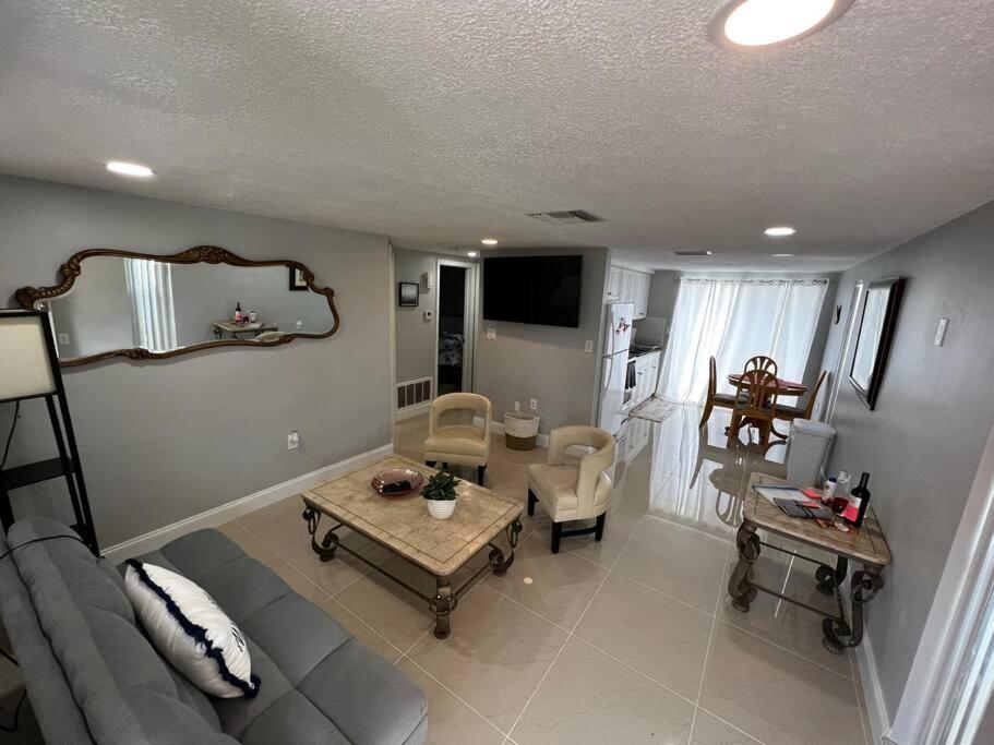 Comfy 2 bedroom apartment image
