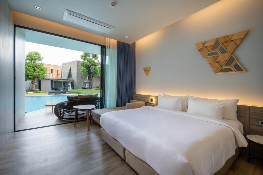 The Signature Hotel Airport photo 1