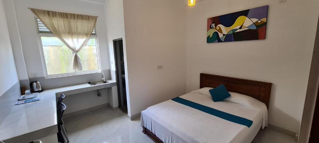 Ceylon Lodge - Airport Transit Hotel & Hostel photo 2