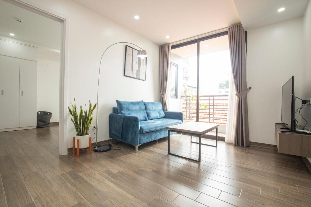 The Valley - Management by LUCK APART