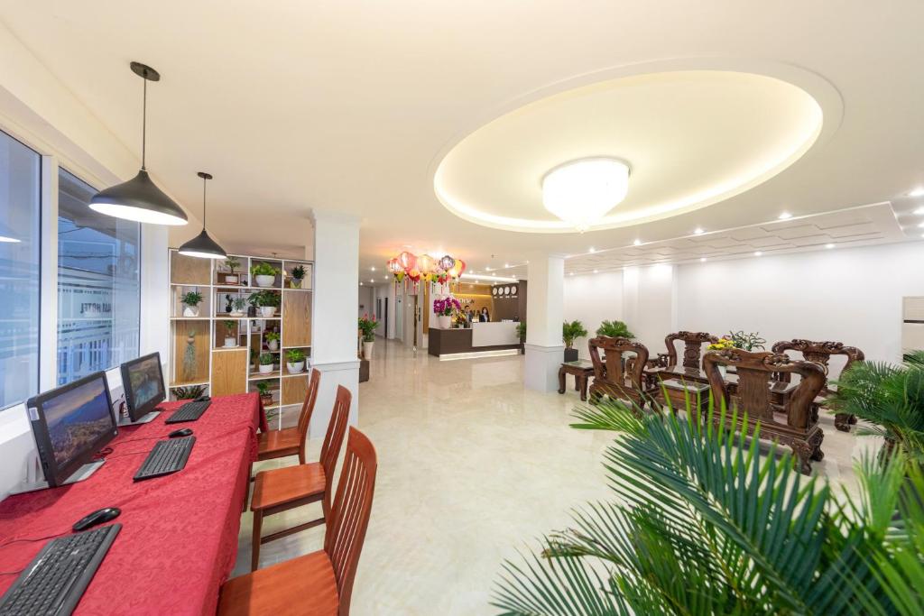 Yen Nam Hotel Hoang Van Thu