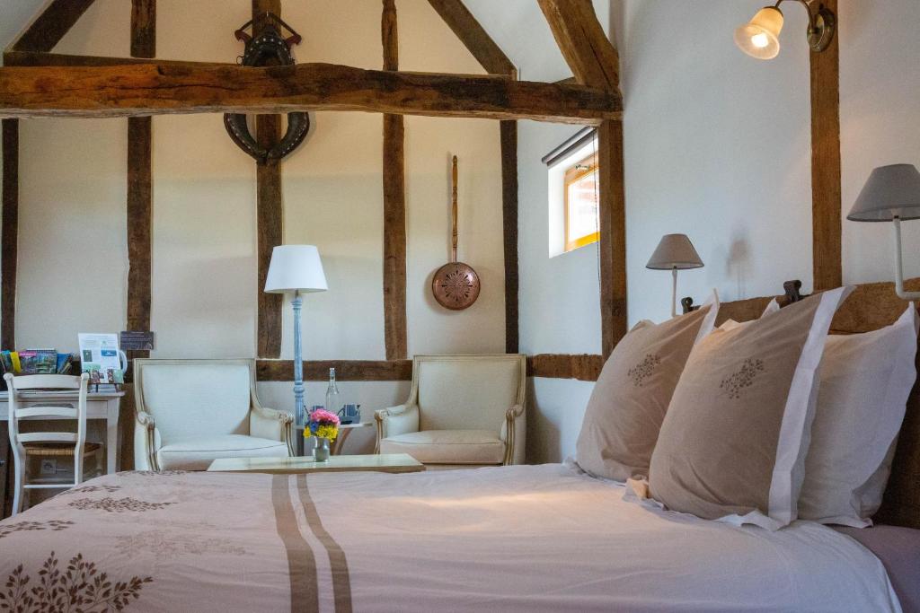 B&B L'Etape Normande & SPA - Tap to explore photos