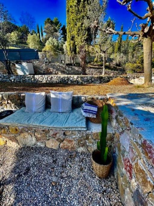 Amazing Villa with panoramic view in Seillans. photo 3