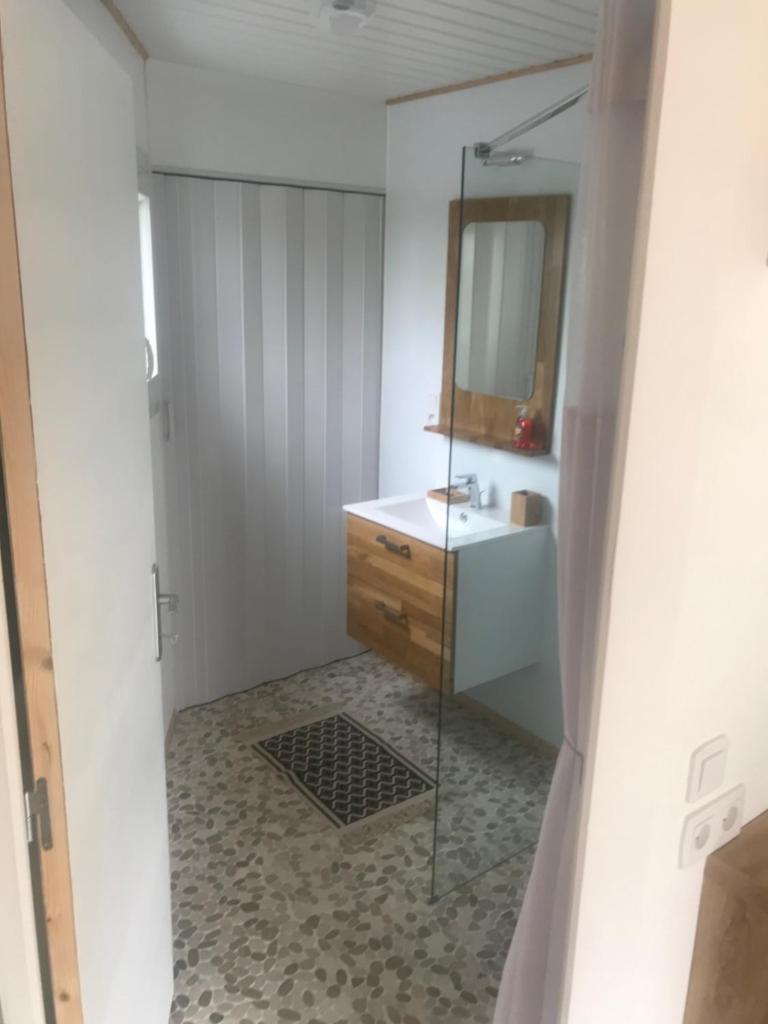 Petit studio sur propriété photo 3