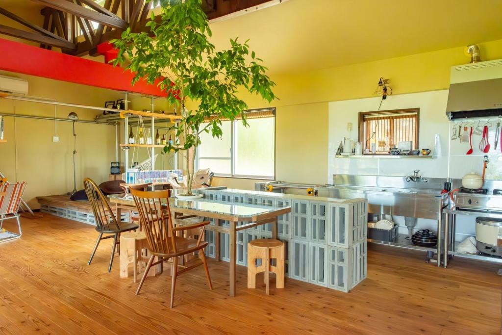 沖縄県南城市の絶景オーシャンビュー ビーチまで車で5分 おしゃれな宿泊施設 Taru house photo 2