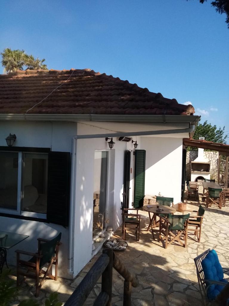 Donkey bay Villa photo 1