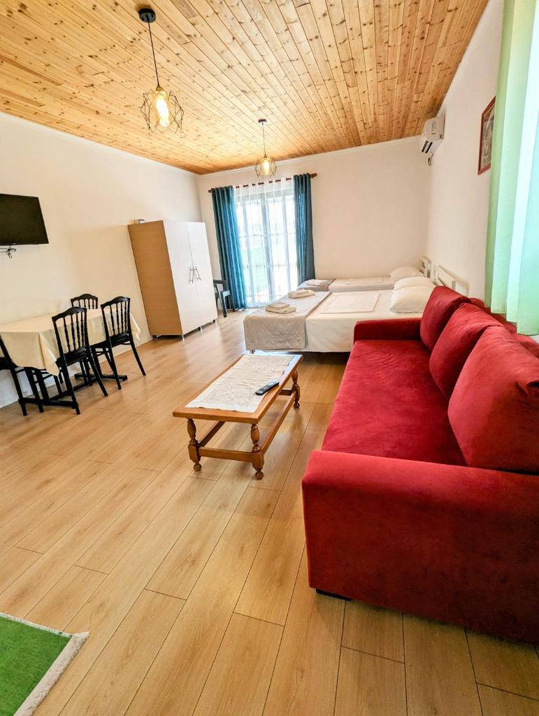 GuestHouse Panorama Nivice photo 4