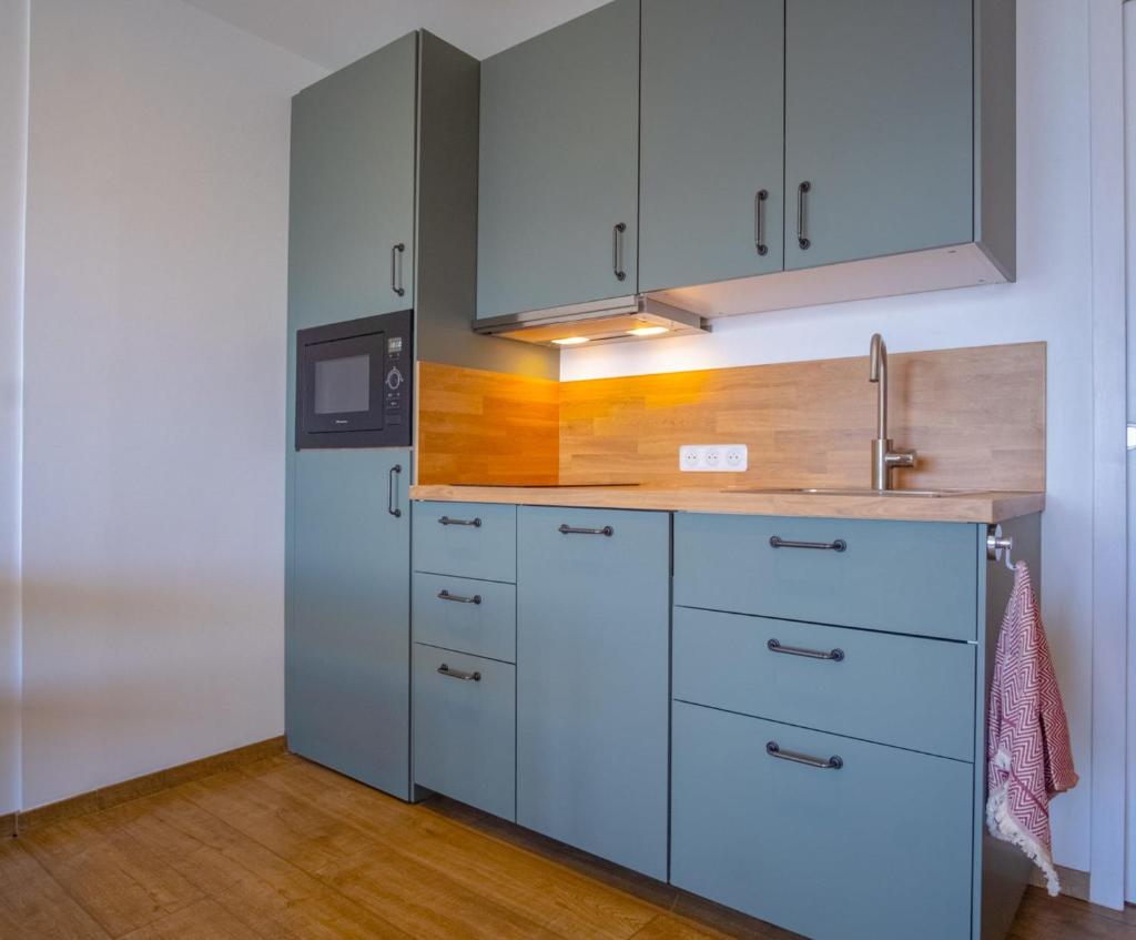 Cosy and modern studio with view - Huez - Welkeys photo 2
