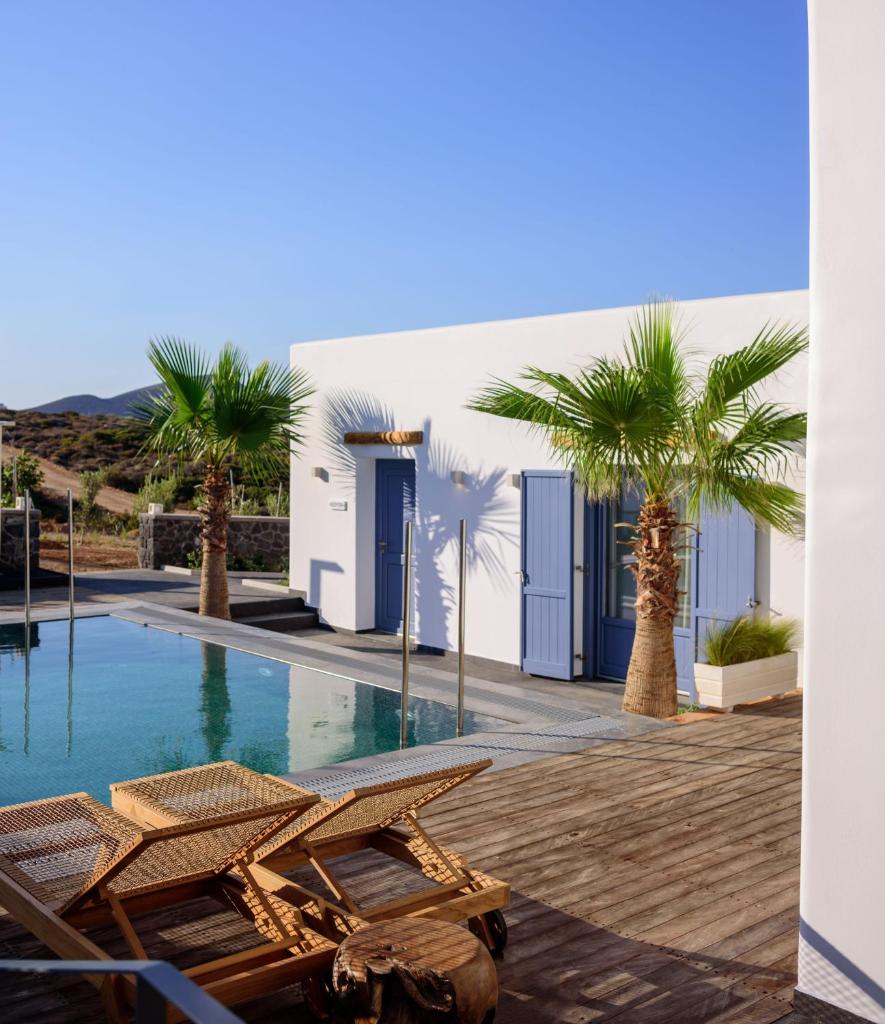 White Dream Suites Antiparos photo 1