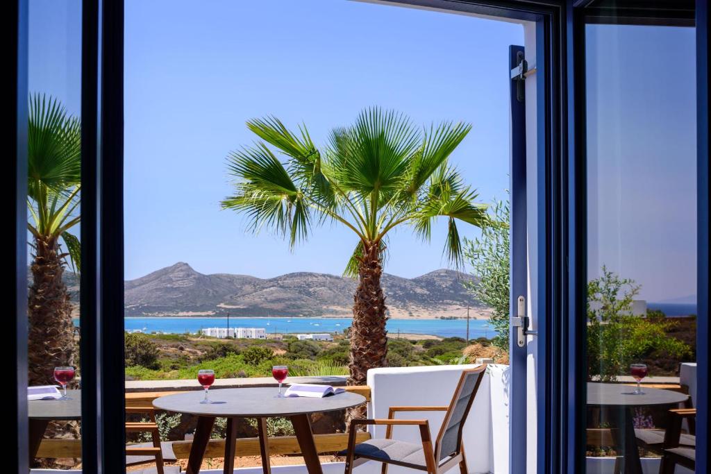 White Dream Suites Antiparos photo 3