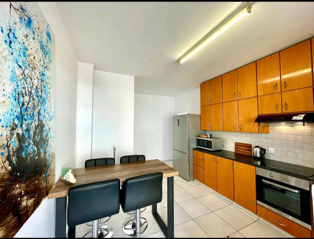 Modern 3BDR in Acropolis-Nicosia photo 3