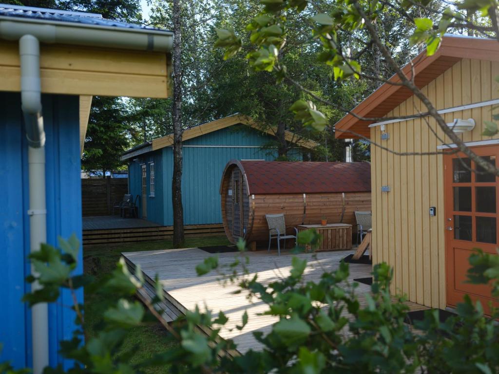 Backyard Village photo 3