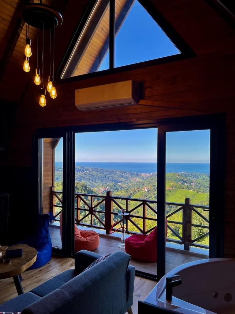 Moon House Bungalow photo 3
