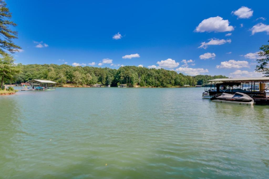 Lakefront Fair Play Vacation Rental, Pets Welcome! photo 1