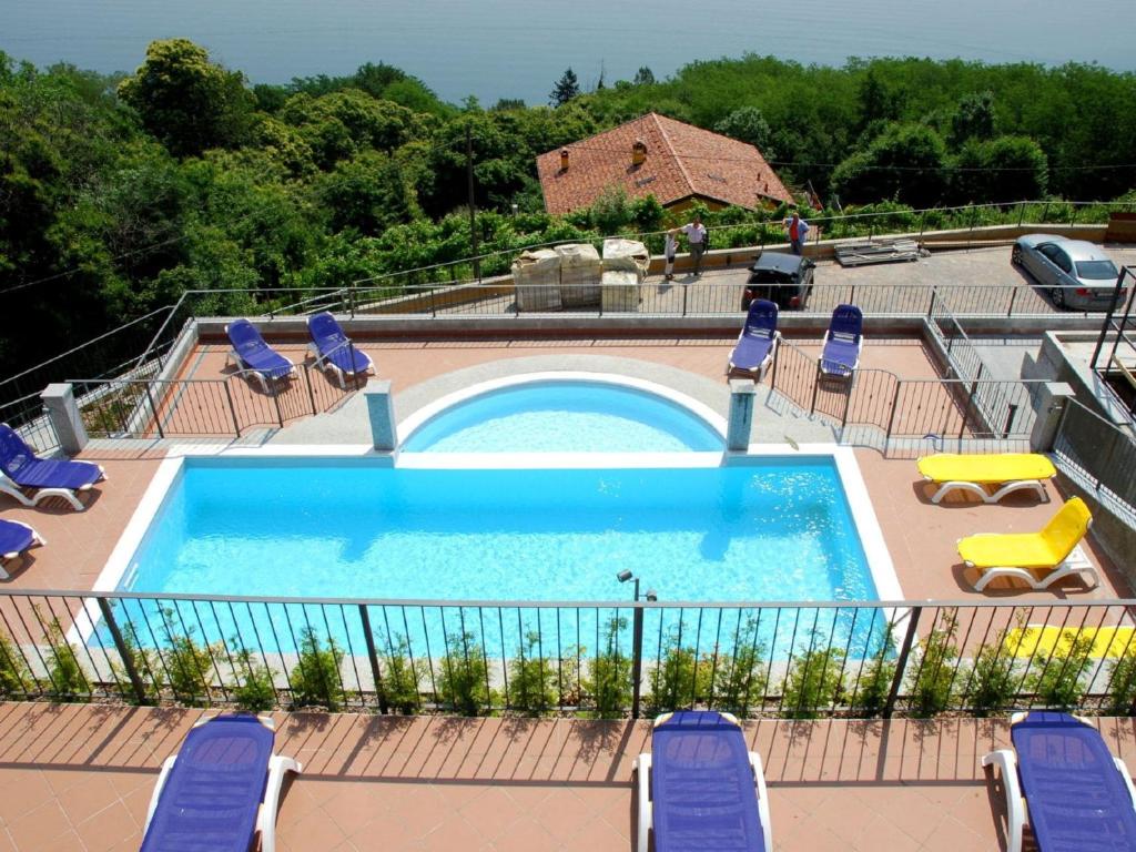 Spacious apartment near Lake Maggiore with pool photo 3