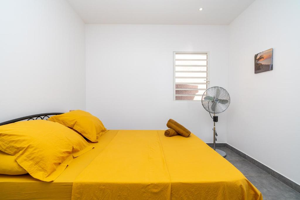 Fare Taharaa 2BR in Arue photo 4