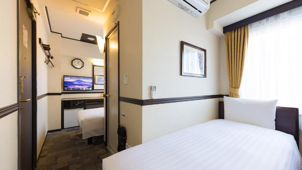 Toyoko Inn Osaka Shinsaibashi Nishi photo 3