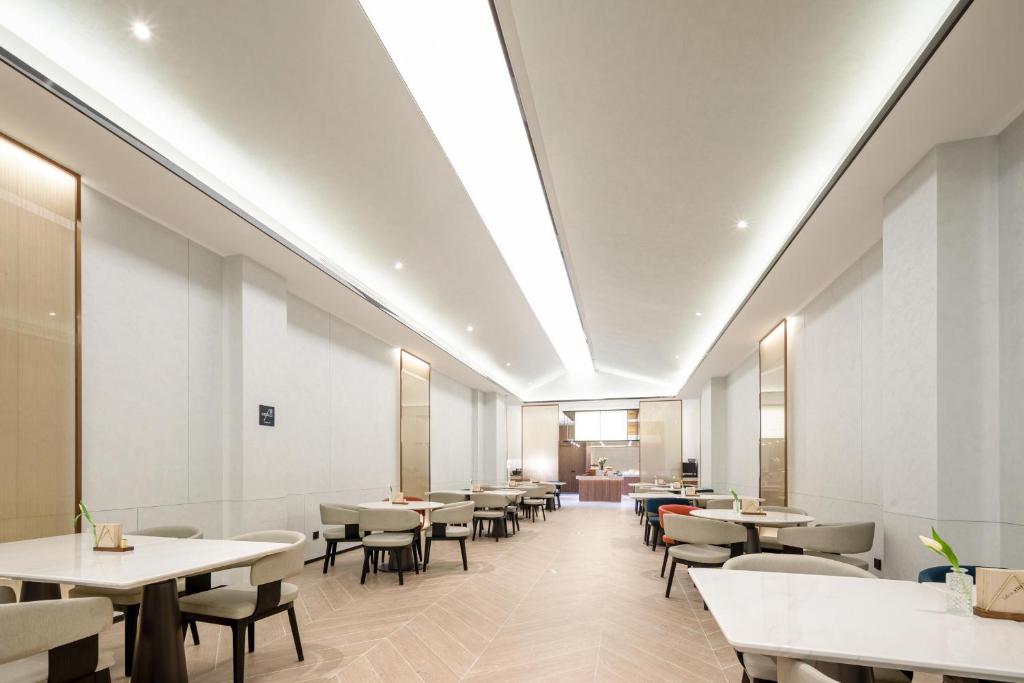 Atour Hotel Luqiao Taizhou photo 1