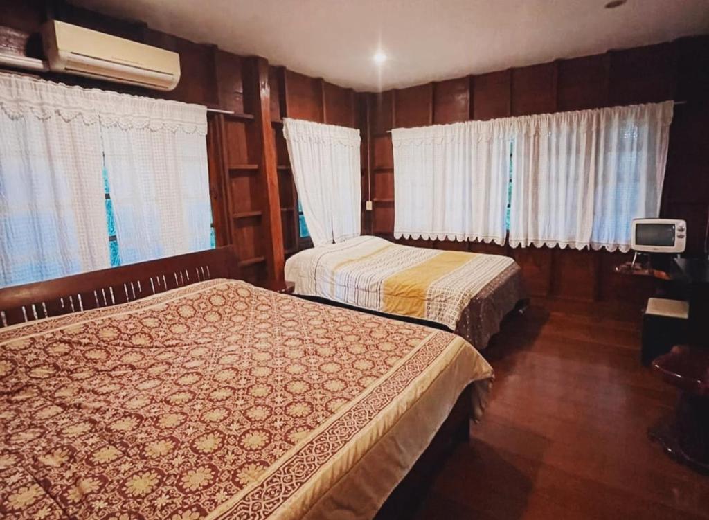 Baanmai Phaipa House photo 4
