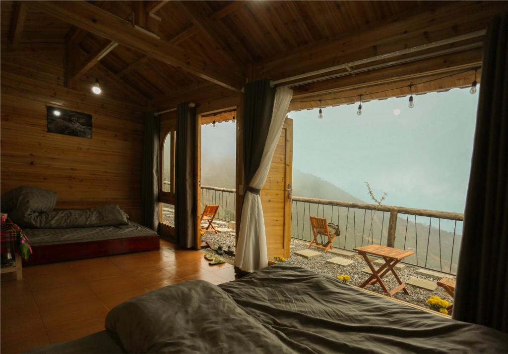 MOONG Homestay & Coffee Tà Xùa