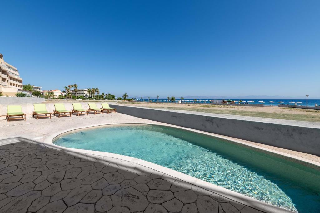White&Blue luxury suites photo 1