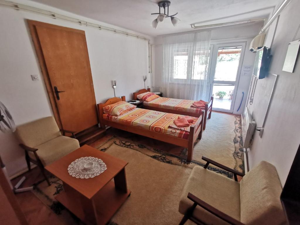 Apartments Domaćinstvo Nikolić photo 3