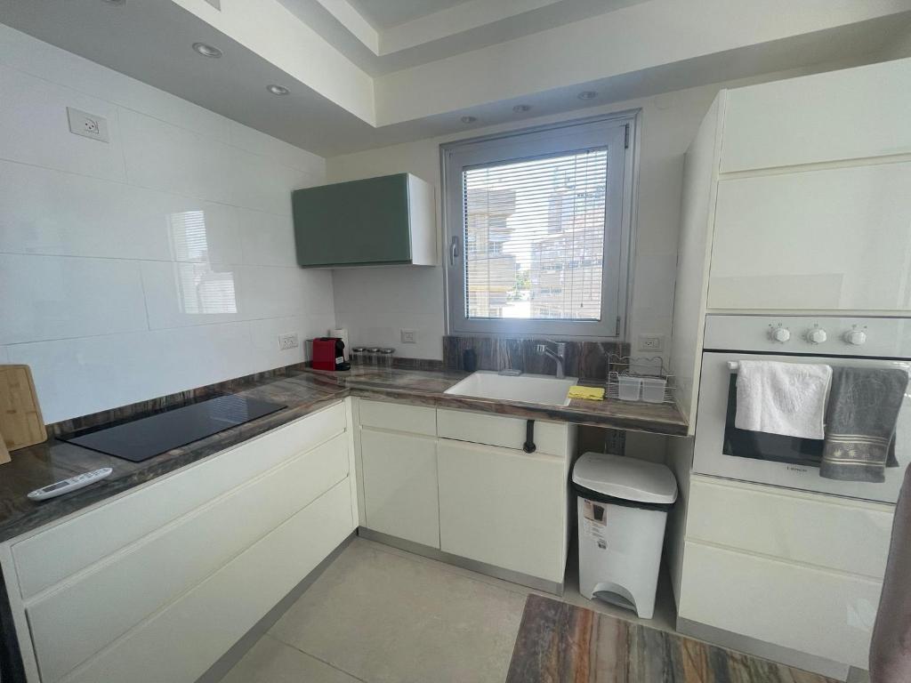 luxury boutique apartment 2BR With balcony on the sea photo 4