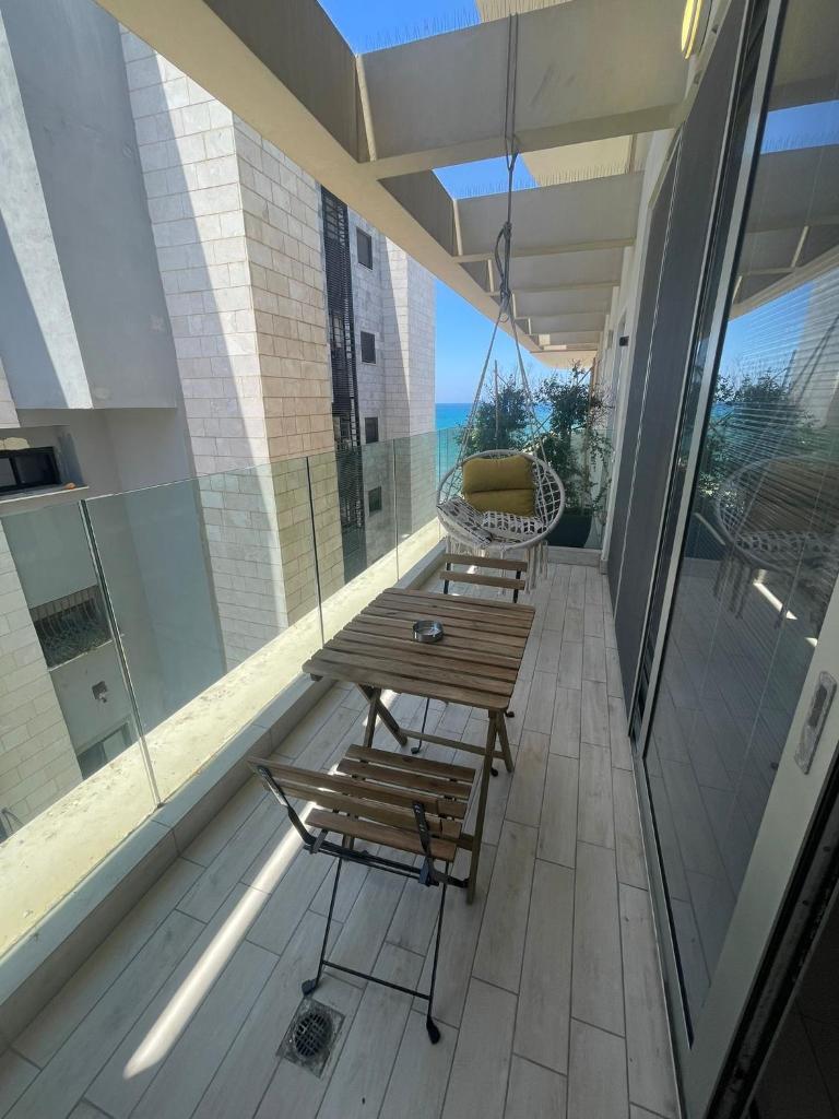 luxury boutique apartment 2BR With balcony on the sea photo 2