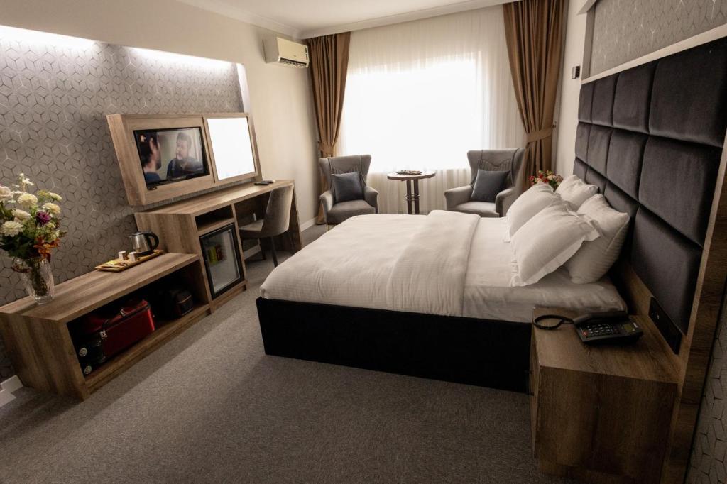 COMFORT HOUSE HOTEL photo 2
