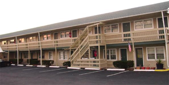 Swiss Motel image