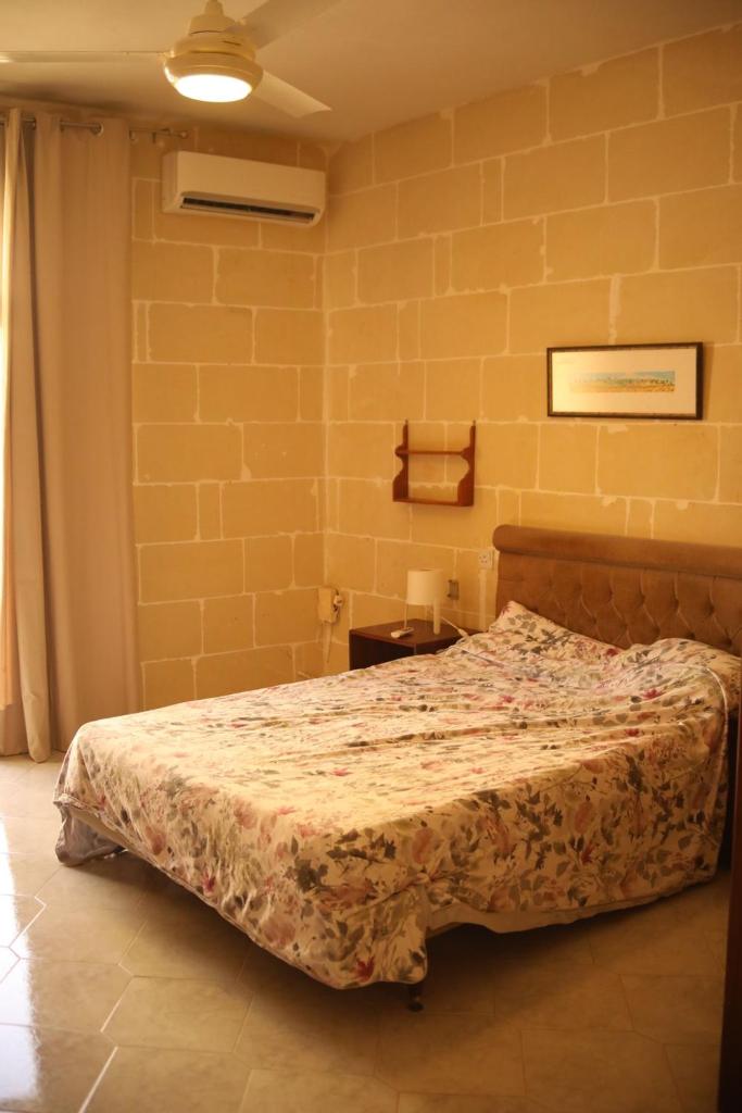 Entire apartment with Ramla Bay view (Gozo, Malta) photo 1