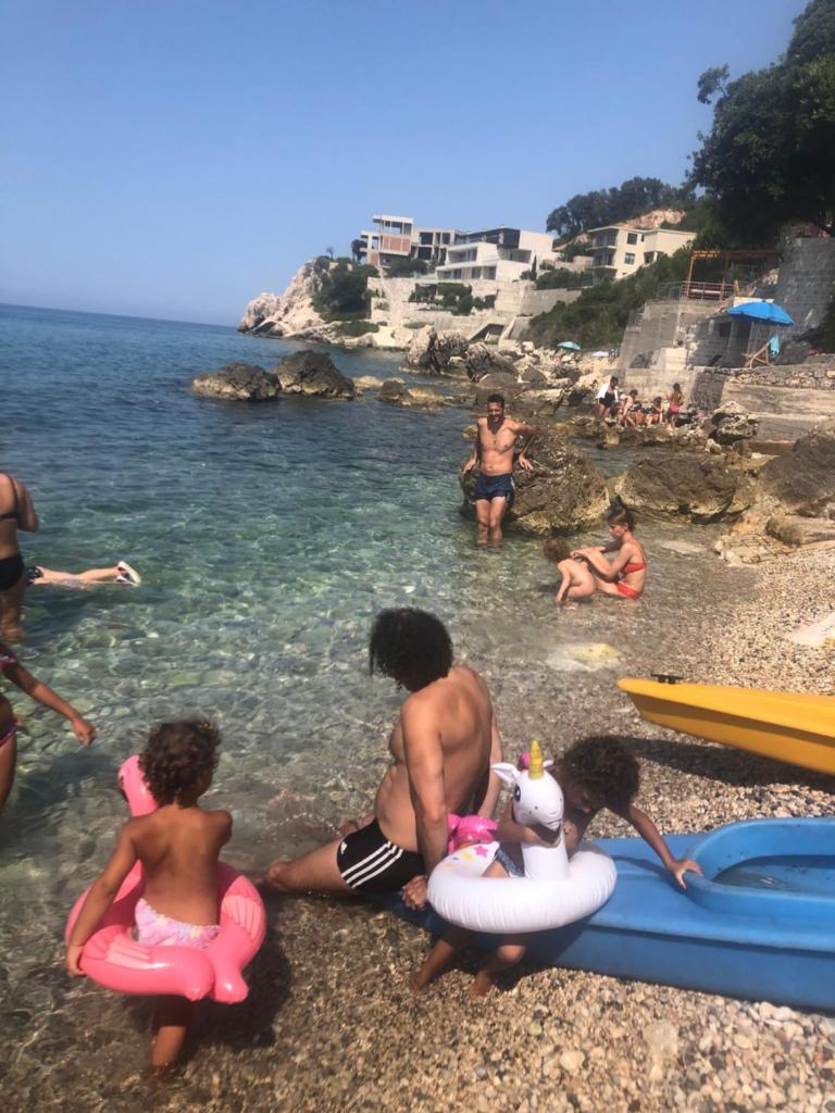 Montenegrina photo 4