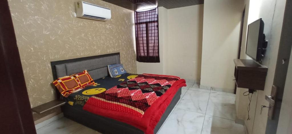 THE ROYAL Guest House photo 4