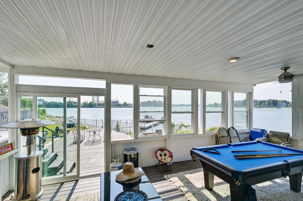 Weymouth Waterfront Getaway with Hot Tub and Pool! photo 1