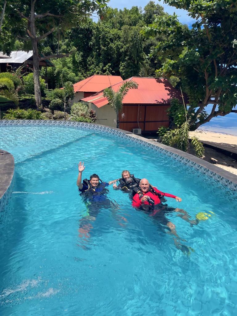 MosalCaroles Bunaken photo 3