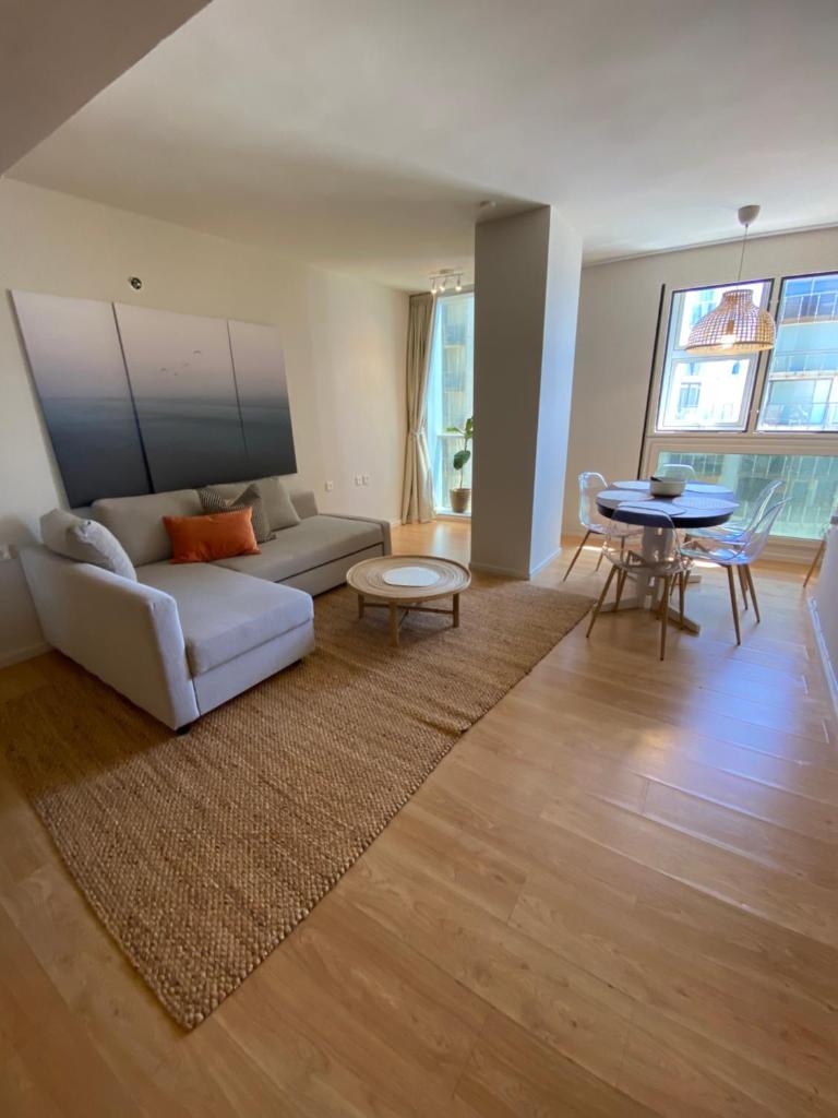 spacious real two bedrooms at the daniel hotel photo 1