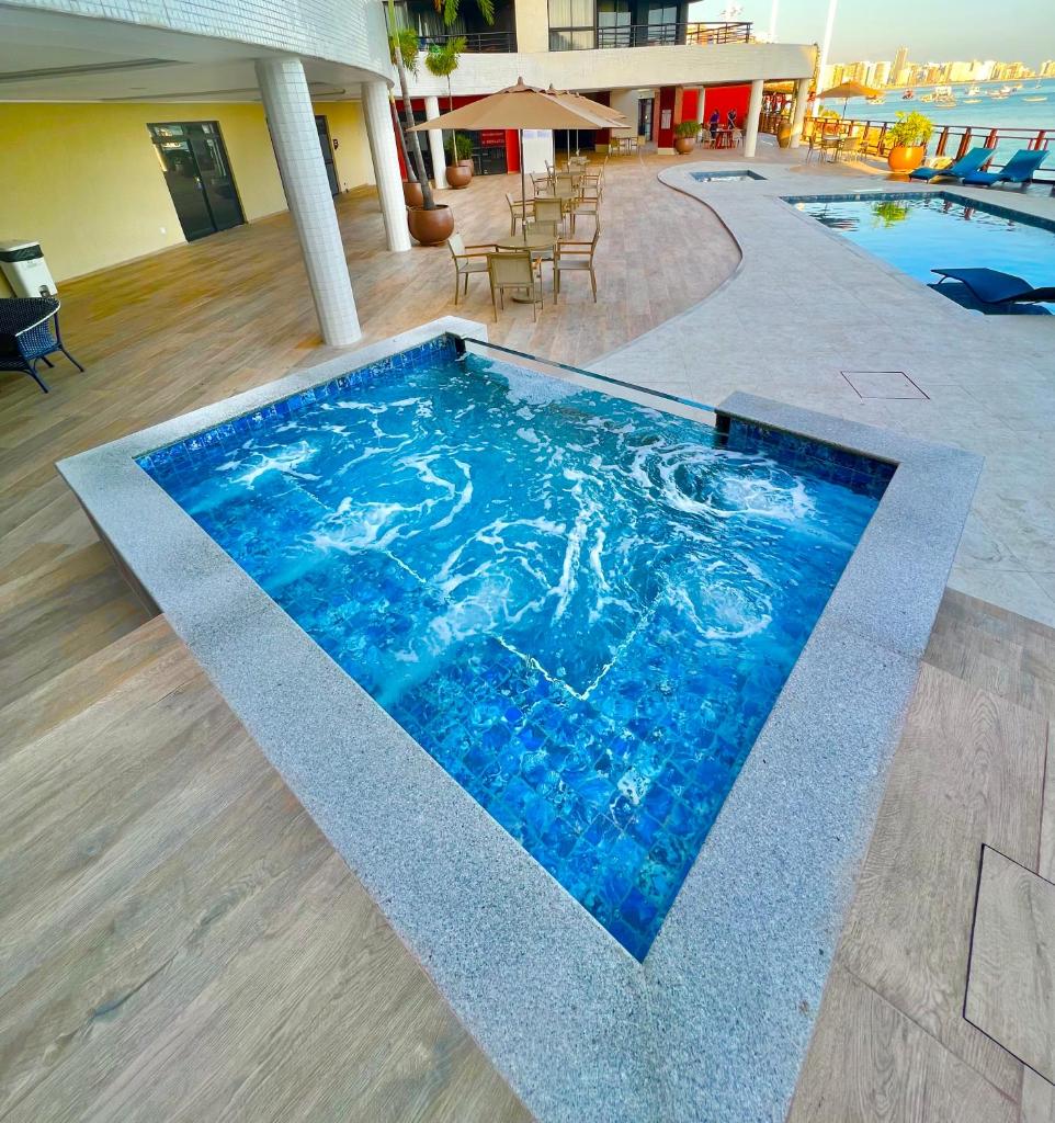 Iate Plaza Hotel photo 3
