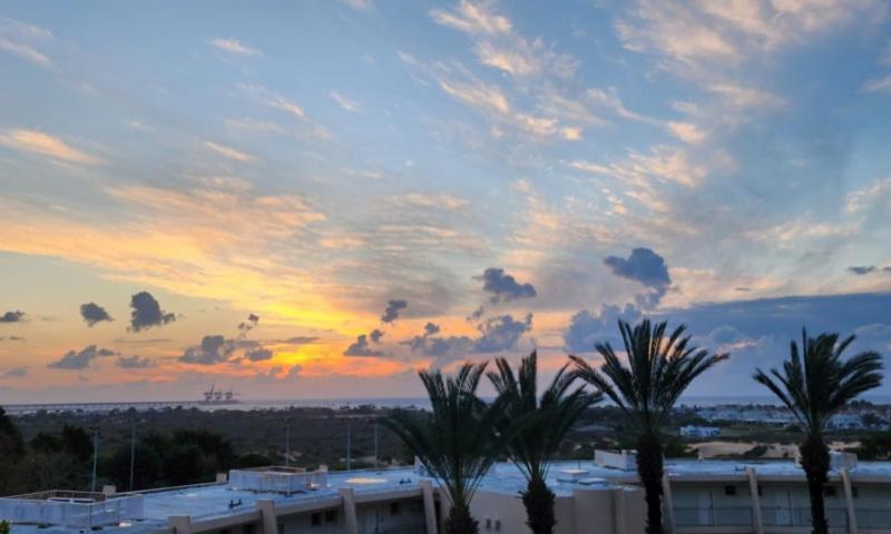 lasuita-exclusive suites ceserea-sunset suite photo 3