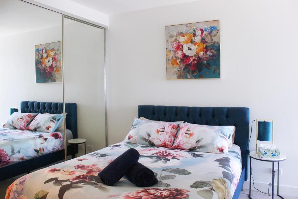 Modern apartment with water view in Geelong photo 2