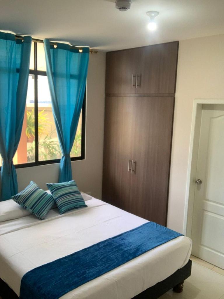 Reef Hostel Manta photo 4