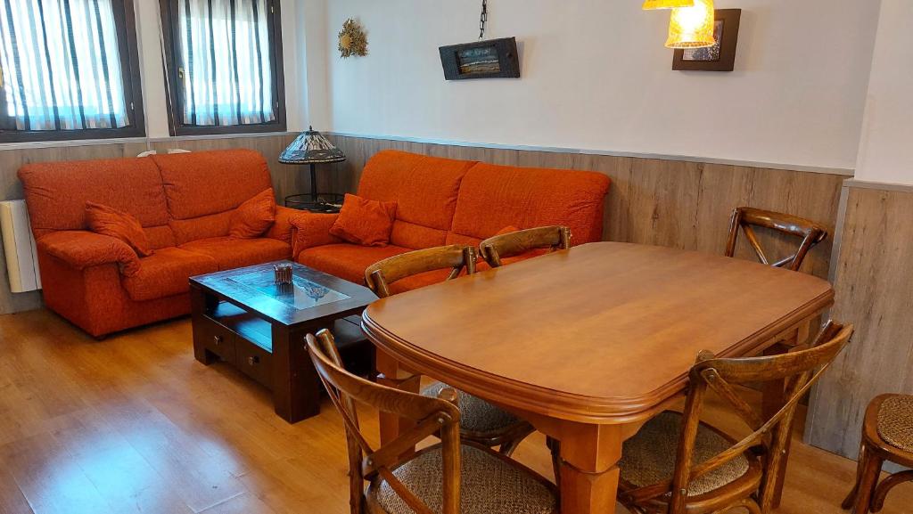 Apartamentos Castiello de Jaca 3000 photo 4
