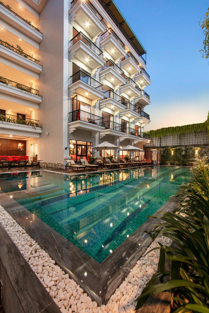 Silkian Hoian Boutique Hotel & Spa - Tap to explore photos