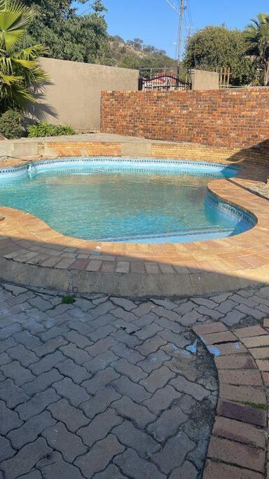Home in Suideoord, Jhb south photo 2