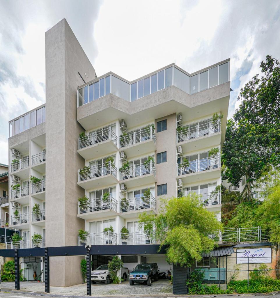 Regent Heights photo 1