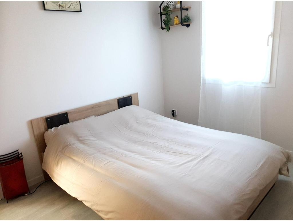 Beau logement avec terrasse, jacuzzi et terrain de pétanque privatif à 5 minutes de la plage photo 4