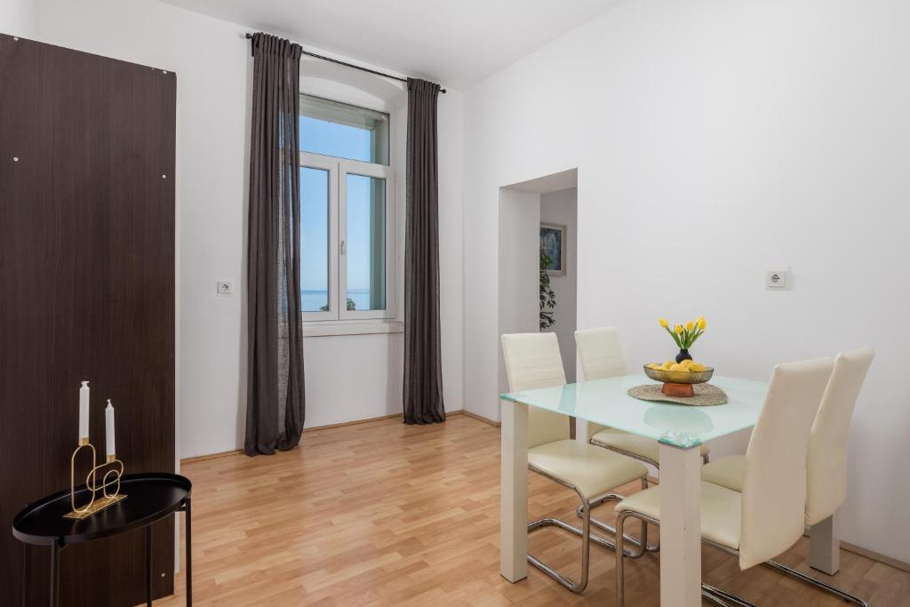 Step to the Sea apartment photo 3