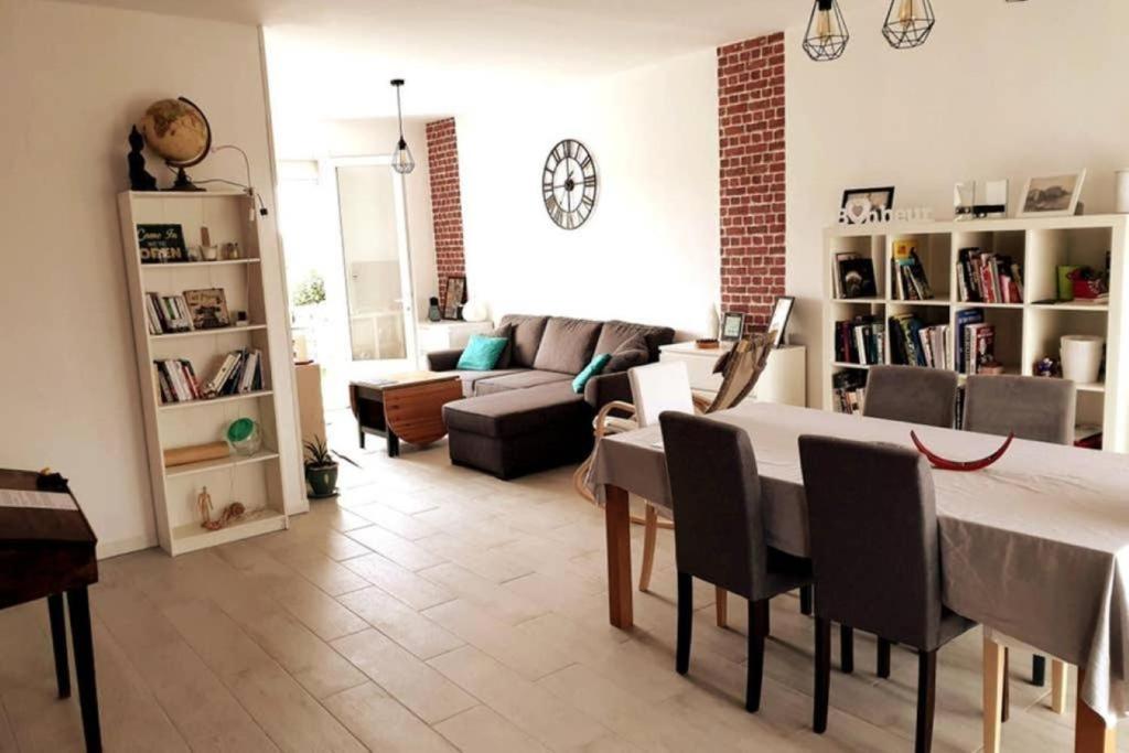 Maison familiale - ménage, serviettes, draps inclus