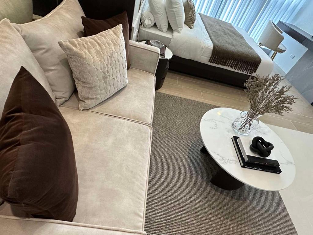 Uptown Parksuites BGC photo 2